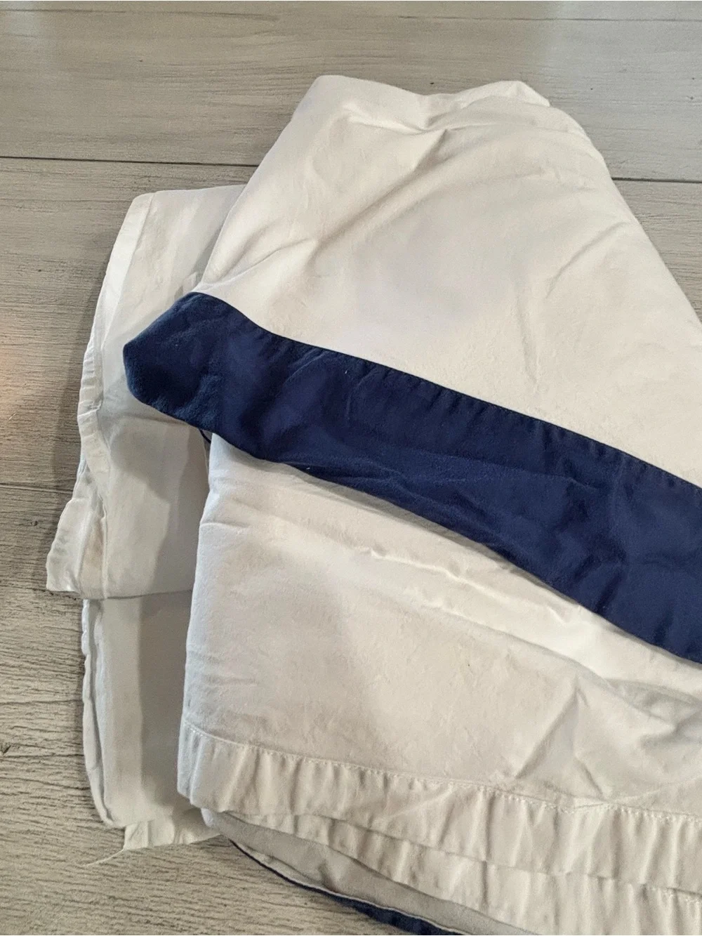 DEA ITALY For GATTLES, NAPLES Flat Sheet With Navy Blue Border Queen 86” X 108”